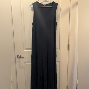 Vince Camuto Black Sleeveless Tiered Maxi Dress